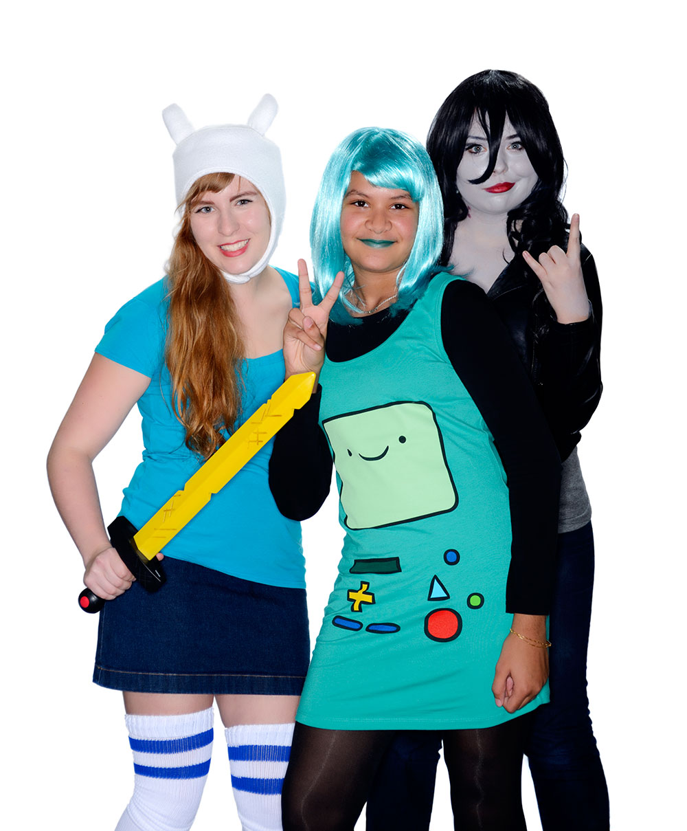 3 geek girls dressed up