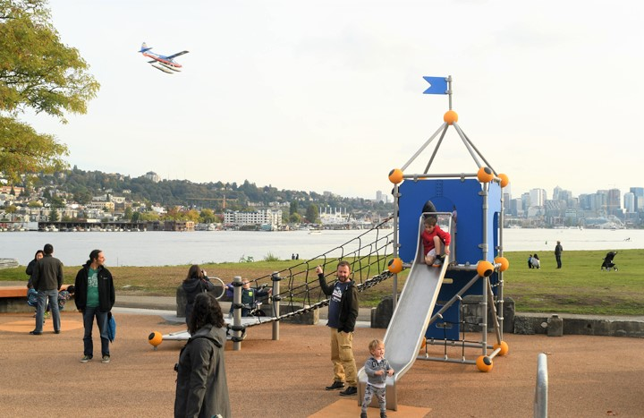 Gas Works tot climbing structure